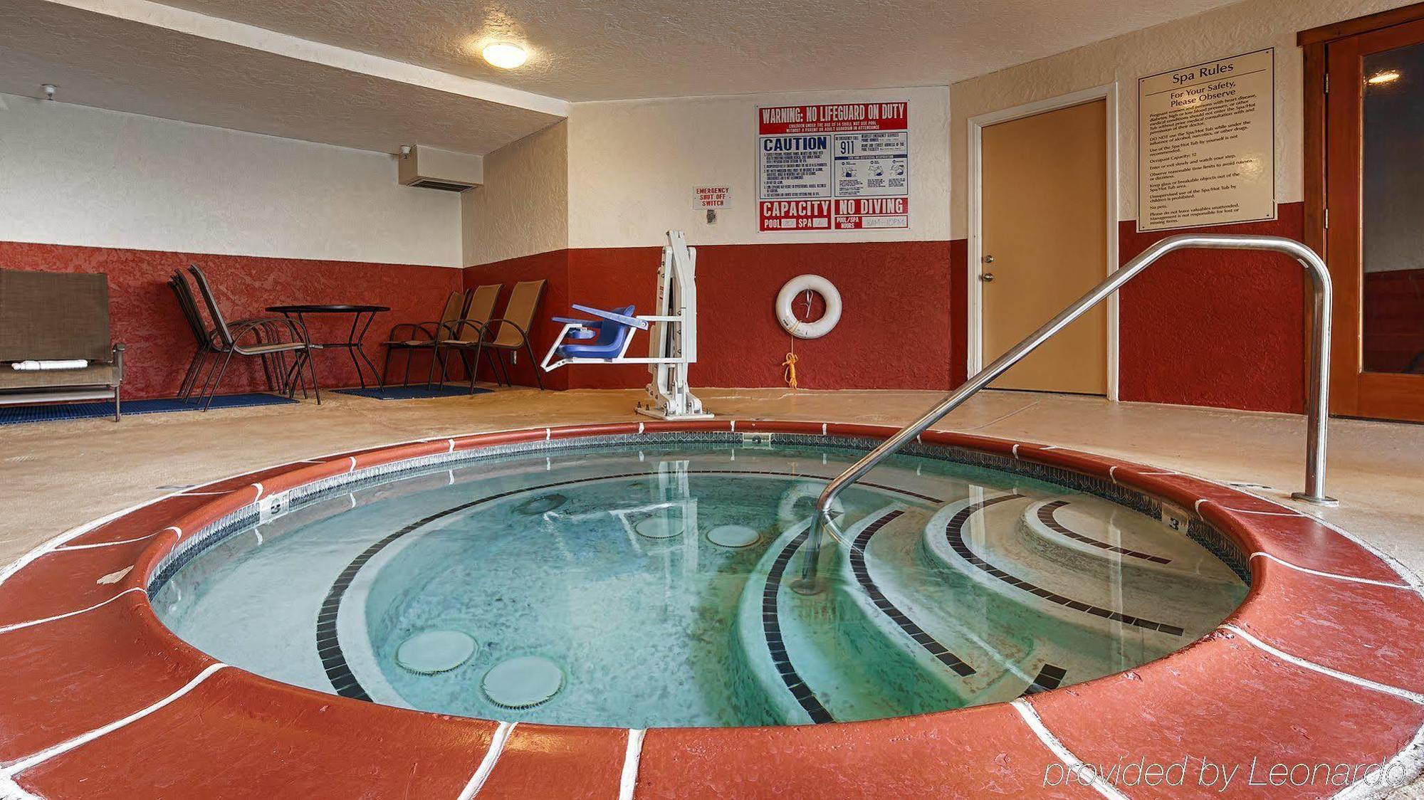 Best Western Heritage Inn Конкорд Екстериор снимка